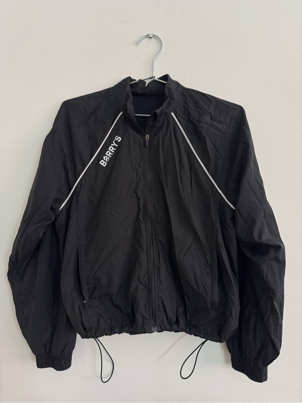 Lululemon Black Windbreaker Like New